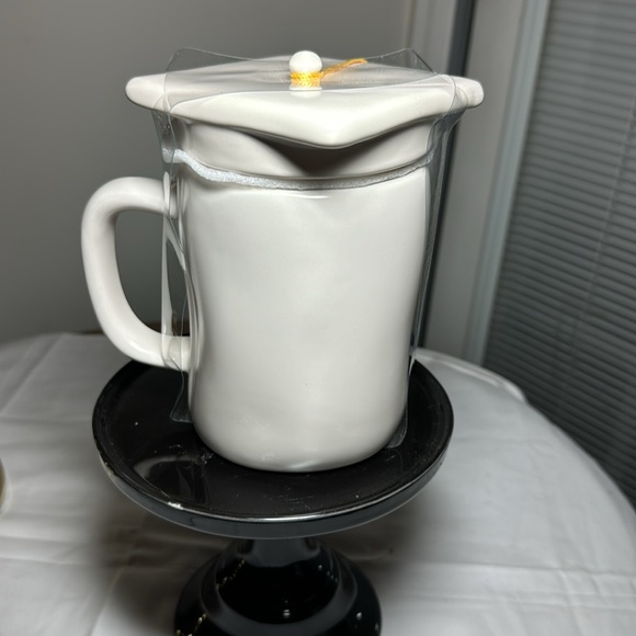 Rae Dunn 2023 graduate coffee/tea mug - Picture 4 of 6